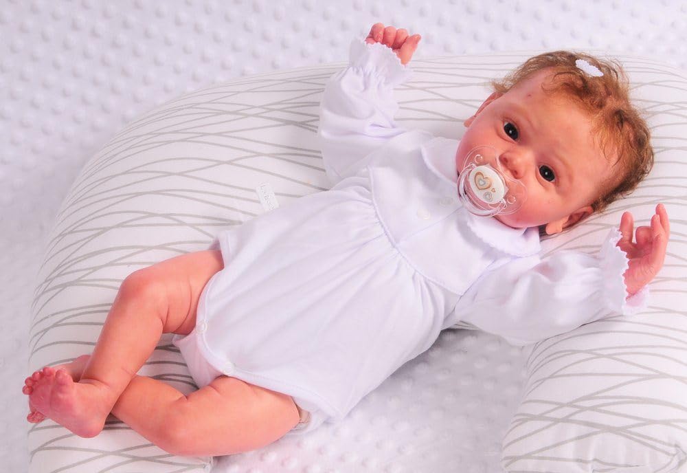 Baby Anzug 3-teilig Set Body Hose mit Fuß Mütze Weiß Mädchen Babykleidung Neugeborene bequem weich Babyset Geschenk Geburt Erstlingskleidung Babymode atmungsaktiv Baby Outfit