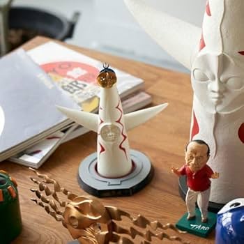 Amazon.co.jp: 海洋堂 1/350スケール ソフビ製太陽の塔 塗装済み