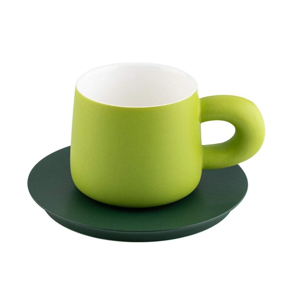 Tasse de couple en porcelaine pour un thé de l'après-midi chic à la maison