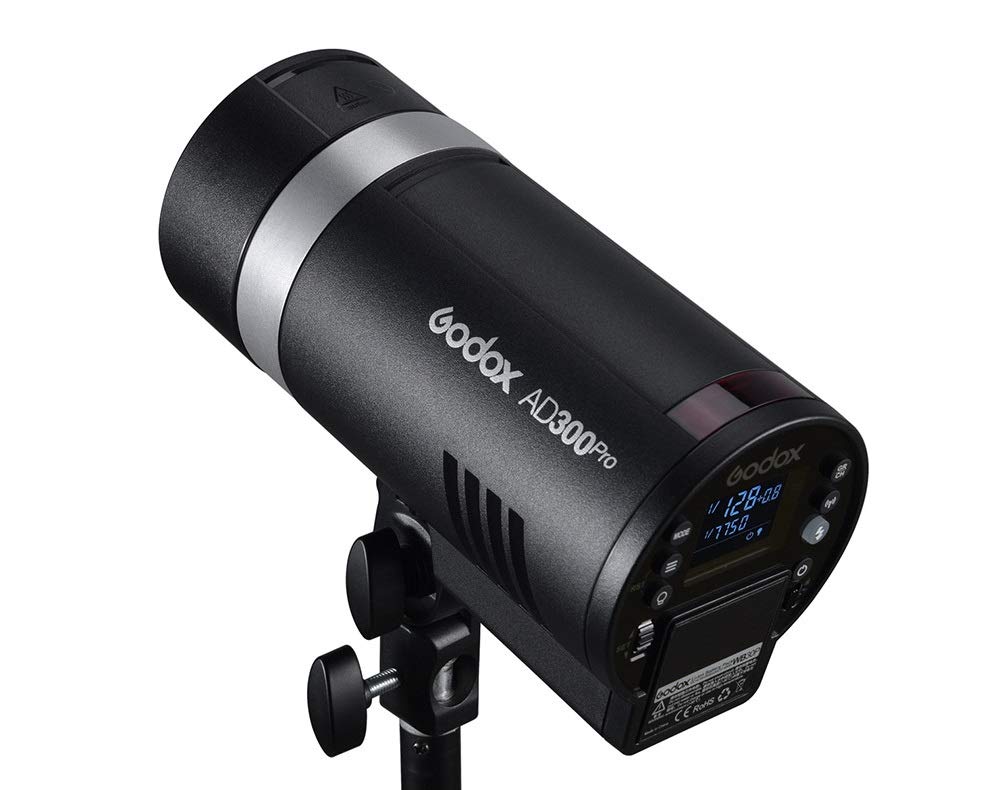 Amazon | Godox AD300Pro フラッシュストロボ 300Ws TTL 2.4G  