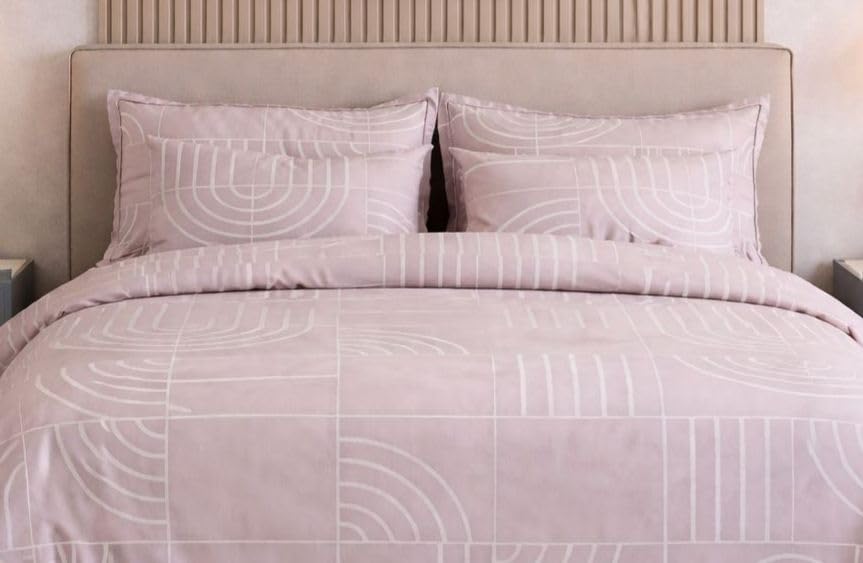 Image of Castiqa Cotton Feels Microfiber Fabric Floral Designs Super King Size Fitted Bedsheet with 2 Pillow Covers 72x78 inch (Fits Upto 12Inch Mattress) (Peach)