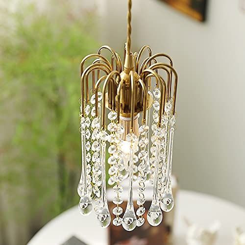 Luminaire suspendu en cristal pour sublimer l'ambiance du balcon et couloir