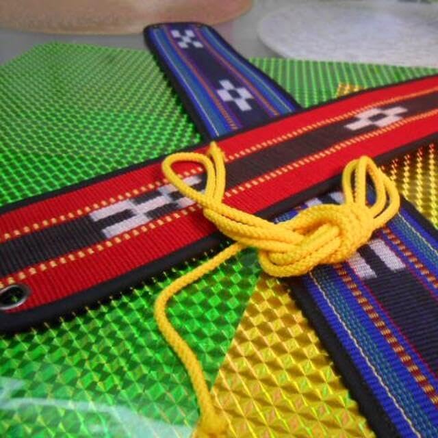 沖縄三線 手作り感溢れる かんから三線セット（金龍柄）胴巻き 未使品