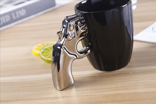 Amazon.com: Cintoko Novelty Ceramic Cool Gun Mug for Men, 12OZ Porcelain  Pistol Design Coffee Mug, Gifts for Gun Lovers : Home & Kitchen