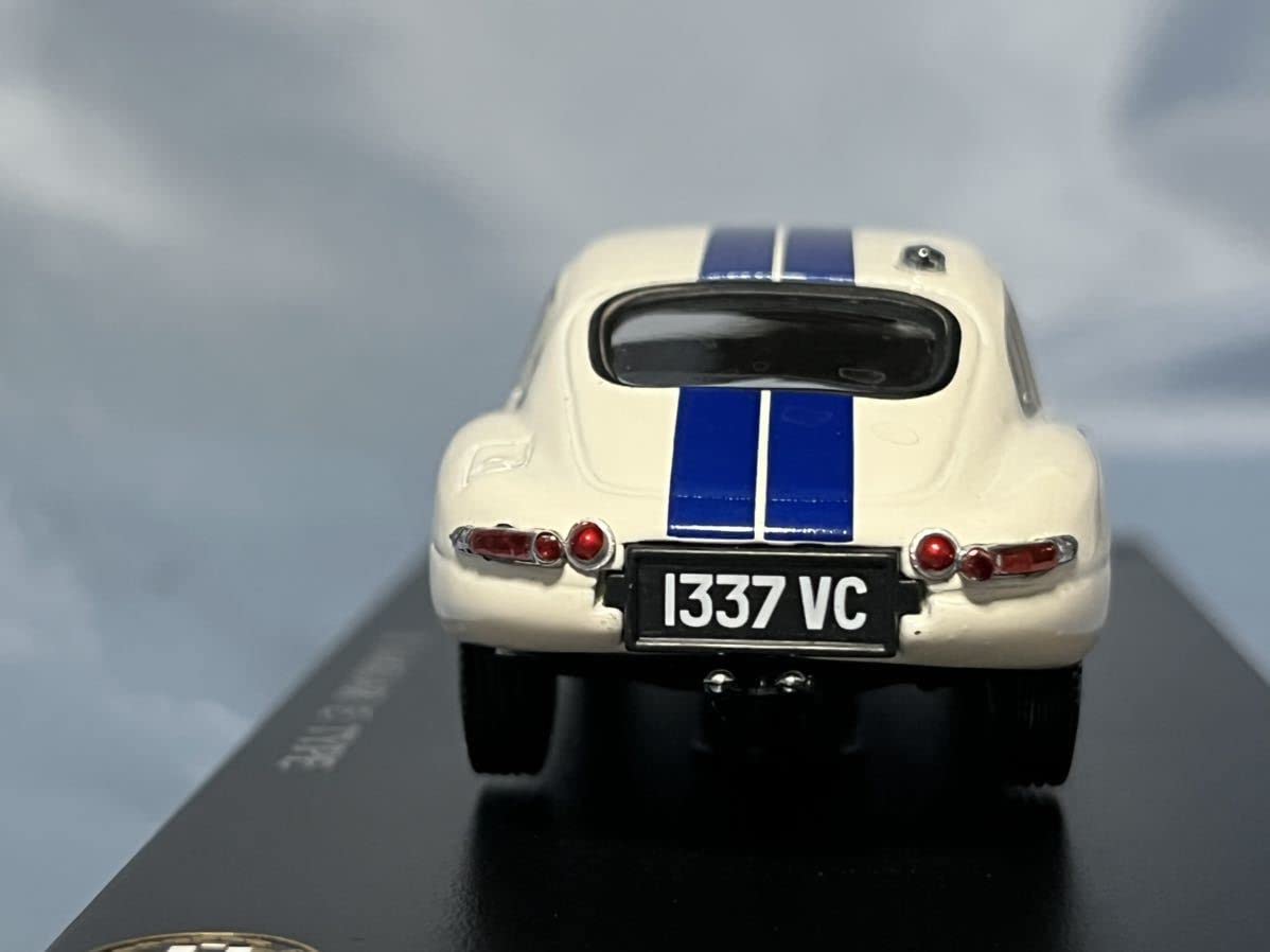 テクノモデル　１／４３　ジャガー　Ｅタイプ　１９６２年ル・マン　No.１０　白 テクノモデル 1／43 ジャガー Eタイプ 1962年ル・マン