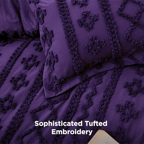 Bedsure Tufted Boho Comforter Set Queen Size - Purple Boho Bed Set, GentleSoft™ 3 Pieces Farmhouse Shabby Chic Embroidery Bedding, Gifts for Woman, Soft Jacquard Queen Comforter for All Seasons