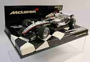 ミニチャンプス マクラーレン MP4-17D ライコネン 初優勝 ミニチャンプス マクラーレン MP4-17D ライコネン 初優勝