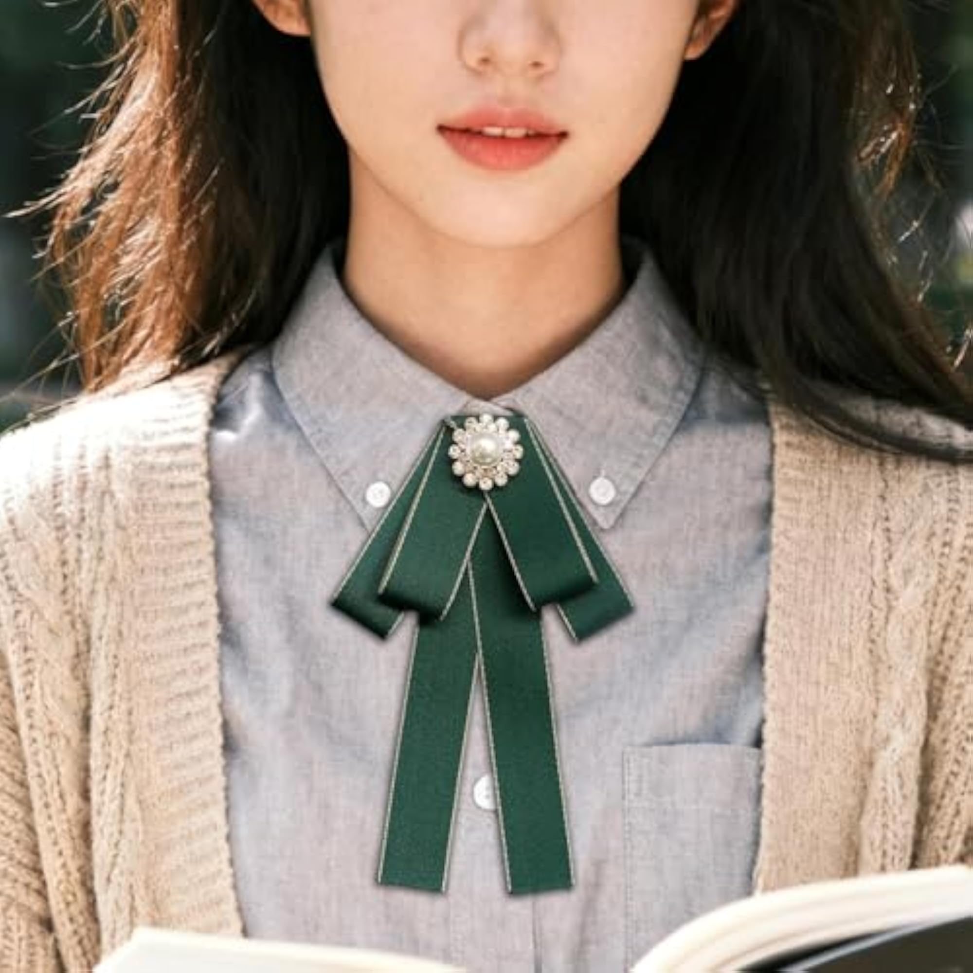 Elegant Green Ribbon Bow Tie Brooch for Women, Gift