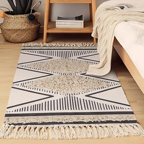 INKAROBOX Cotton Tufted Rug Cotton Washable Tassel Woven Geometri...