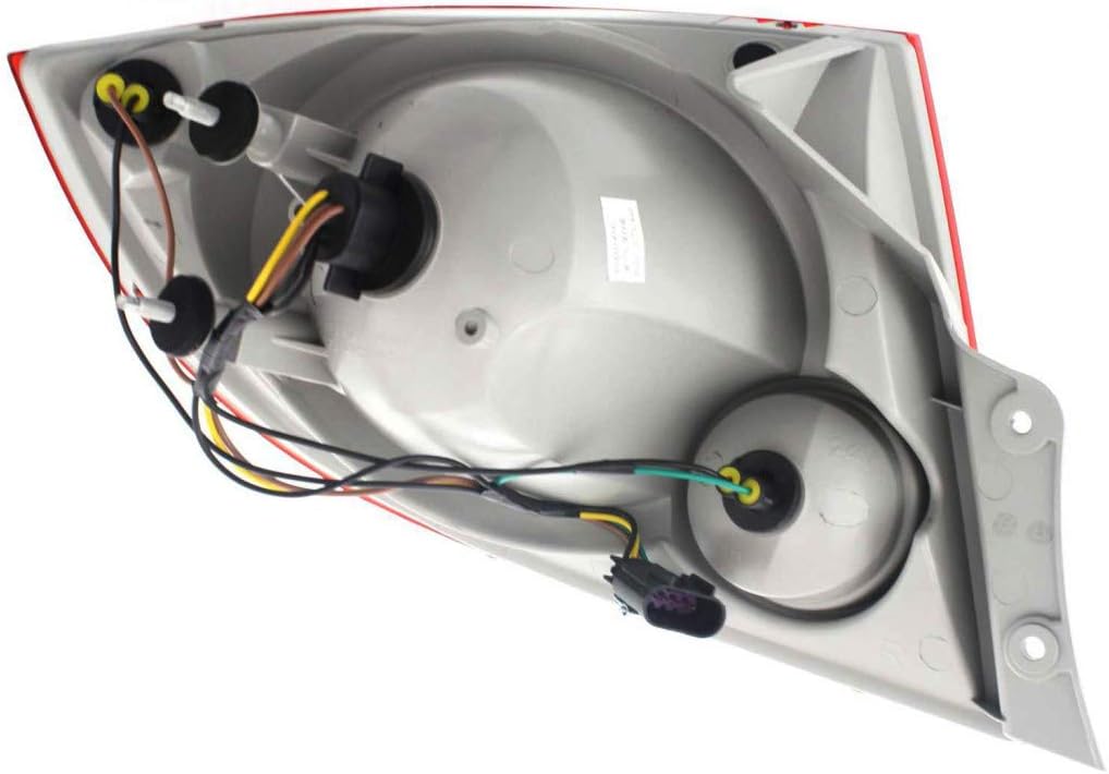 CarLights360: For 2003-2008 Pontiac Vibe Tail Light Assembly Passenger Side w/Bulbs - For GM2801192