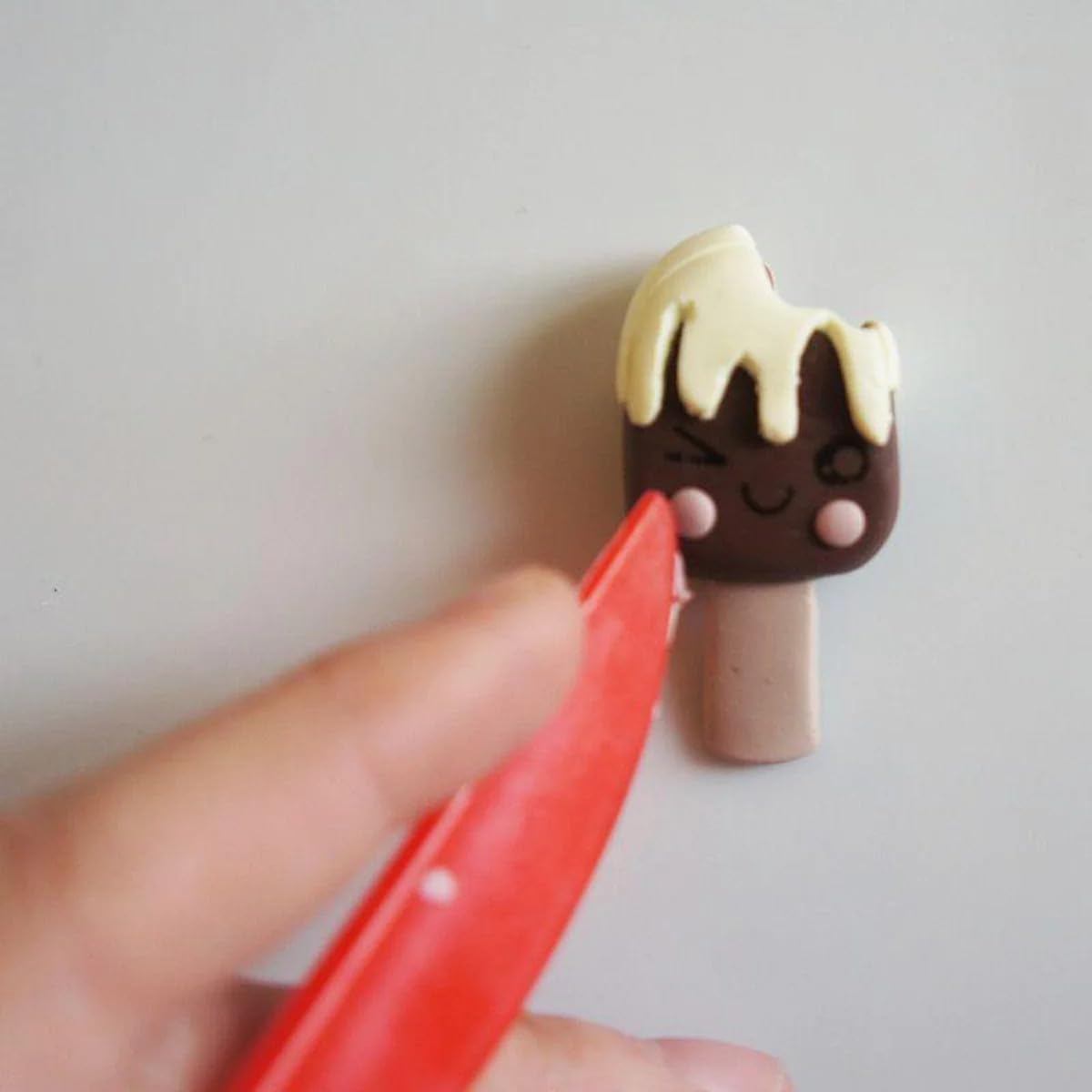 Mallette figurine Fimo - Kawaii family - 18 pcs