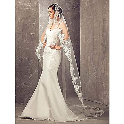 Aukmla Wedding Bridal Veils Ivory Beautiful Long Veil with Lace and Metal Comb at the Edge Cathedral Length (Ivory) Cover