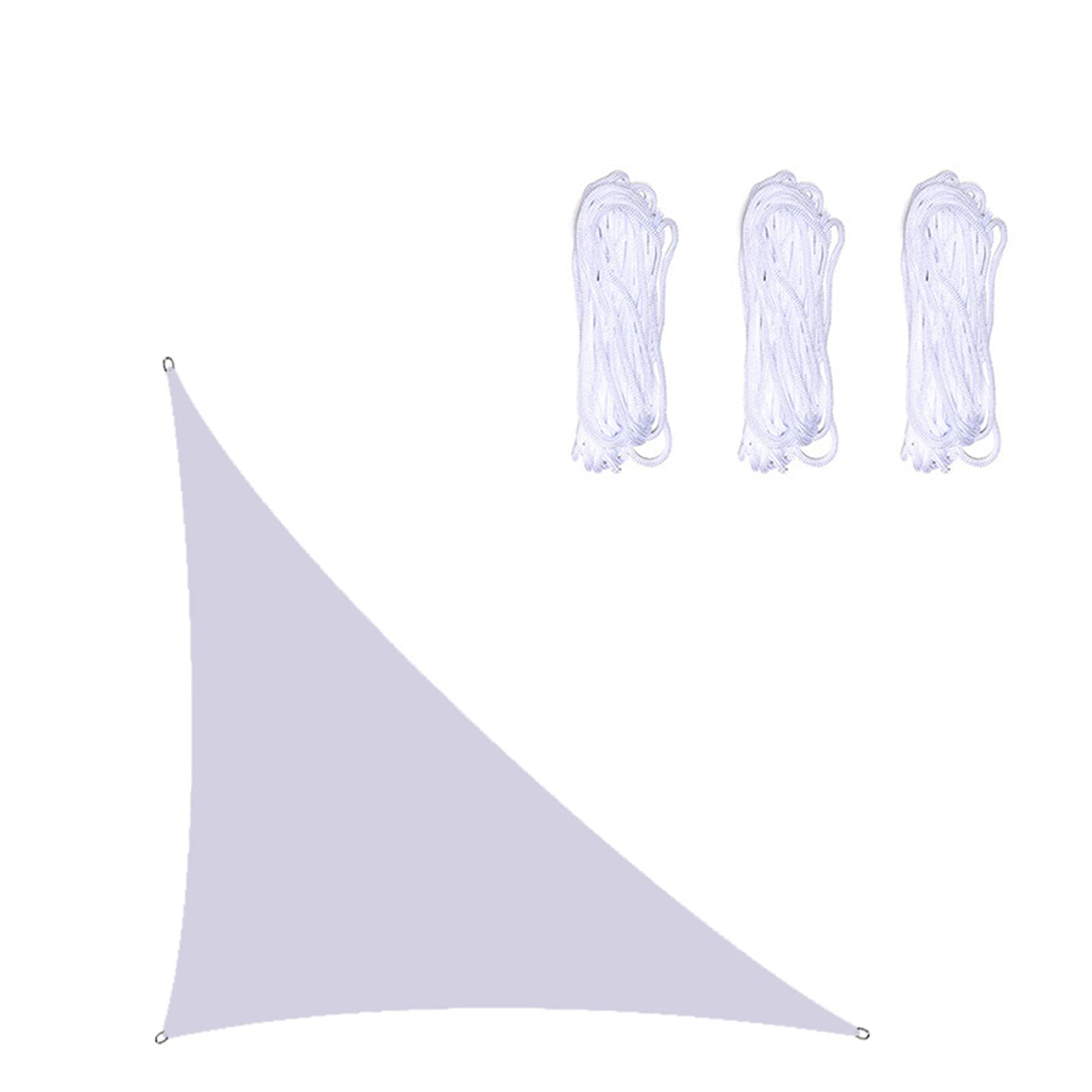 Voile d'ombrage triangulaire pour protéger la terrasse de la chaleur