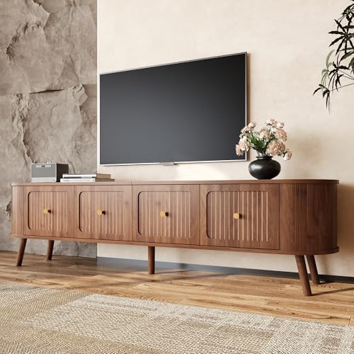Gambe in legno robuste: le gambe in stile vintage offrono una presa stabile e sottolineano lo stile dell'armadio per un aspetto uniforme.