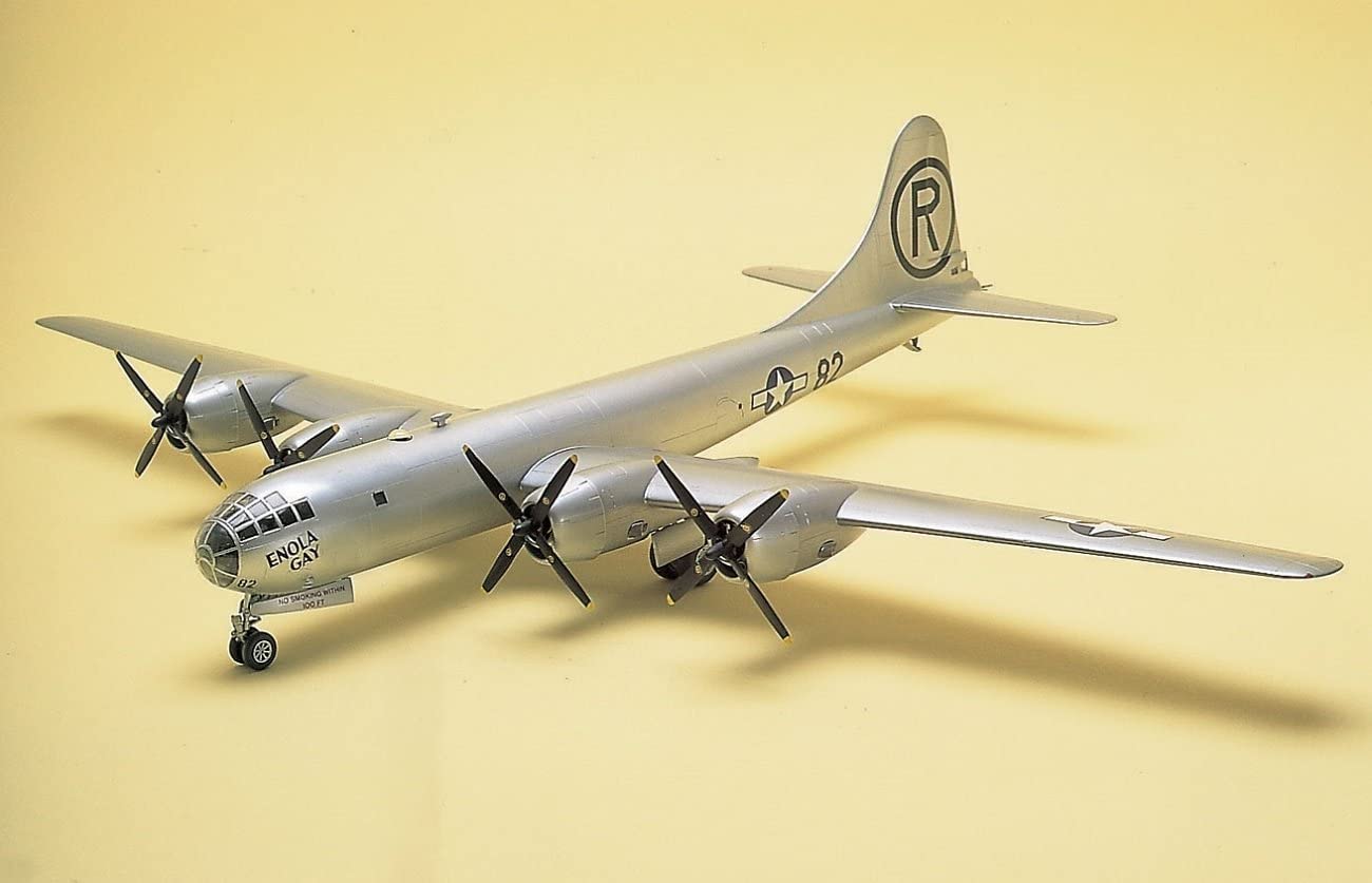 BOEING Bー29A SUPERFORTRESS 1/72スケール Amazon | 童友社 1/72 B-29A スーパーフォートレス プラモデル