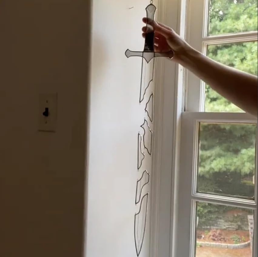 Handmade Shards of Stained Hanging New Sword-Shaped Wall Decor Large Window Stained Panel Suncatcher Decorations Large Stain Art Room Decor Sun Catchers Hanging Art Panel