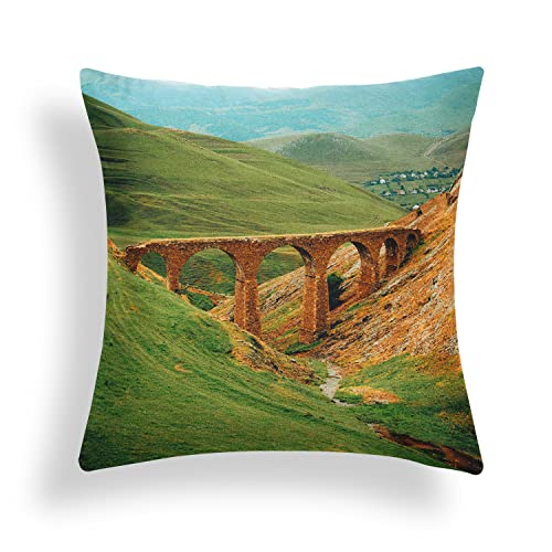 Johnear Naturlandschaft Kissenbezüge Dekorativ Sofakissen Grüner Berg Dekokissen Kissenbezug Outdoor Natur Zierkissen Kissenhülle Quadratische Couchkissen Grün 50x50cm Serie #17793 Cover