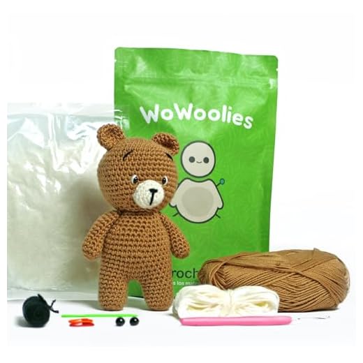 WoWoolies Kit Uncinetto Amigurumi Orsetto – Kit Amigurumi Completo con Filato, Imbottitura e Istruzioni in Italiano | Set Uncinetto Creativo | Idea Regalo Fai da Te