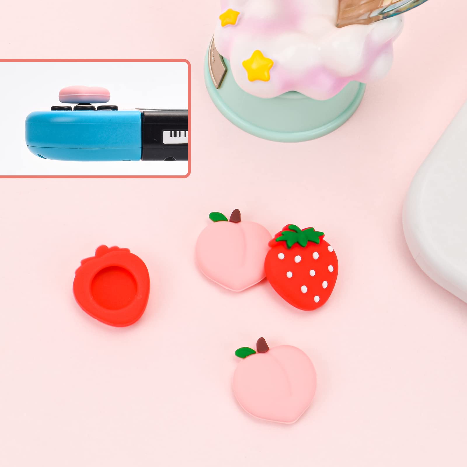 DLseego Tappi per manopole per joystick a forma di fragola e pesca, per Switch Lite / Switch OLED Cute Fruit in morbido silicone per joystick analogico Joy Con Stick Cover protettiva - rosso e rosa (4