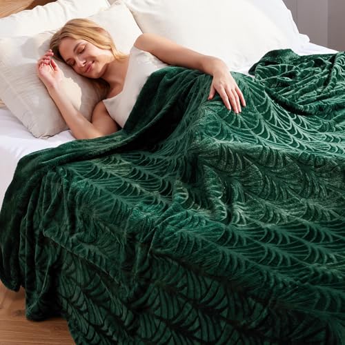 Whale Flotilla Flannel Fleece Twin Size Blanket for Bed, Soft Fluffy Velvet Bedspread Coverlet with Decorative Vintage Pattern for All Season, Warm and Lightweight, 90x66 Inch, Deep Green