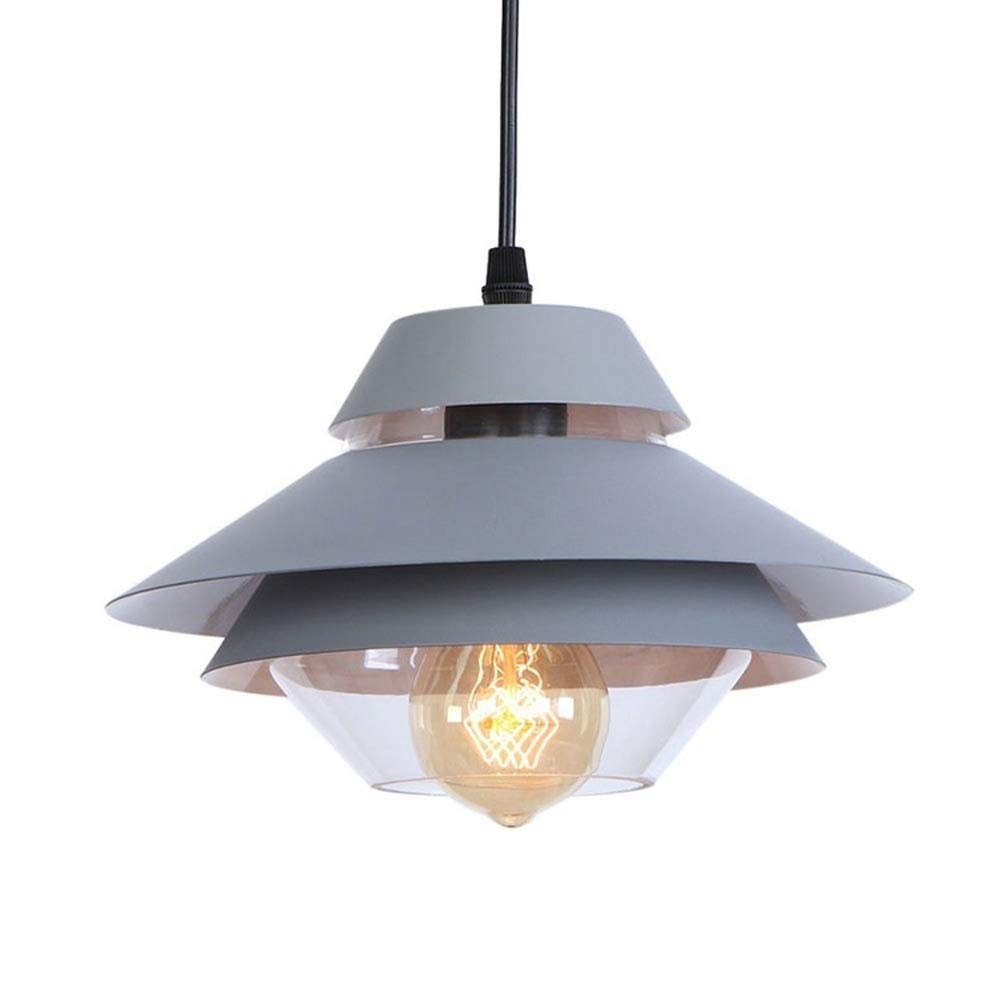 Décoration artistique avec ce plafonnier design en aluminium brossé et métal