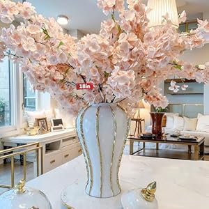 White and Gold Vases for Centerpiec...