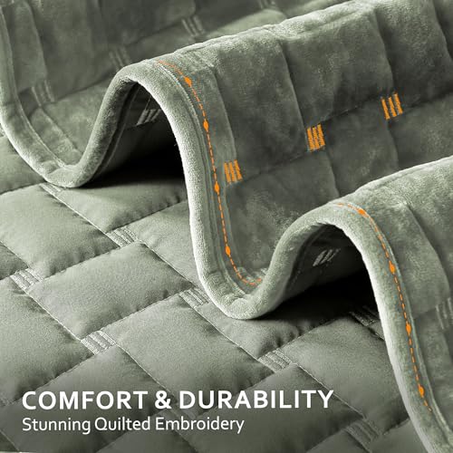 Image of Grassix Velvet Quilt Set Queen Size, Luxury Geometric Design, Sage Green | Lightweight Velvet Comforter with 2 Pillow Shams, Ultra Soft Bedspread Coverlet, Quilted Bedding Set for All Seasons, 90 inchx96 inch
