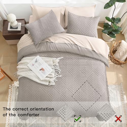 Image of Litanika Queen Comforter Set Rose Grey, 3 Pieces Cream Tufted Boho Farmhouse Bedding Comforter Sets, Lightweight Fluffy Comforter Bed Set for All Season (90x90In Comforter and 2 Pillowcases)