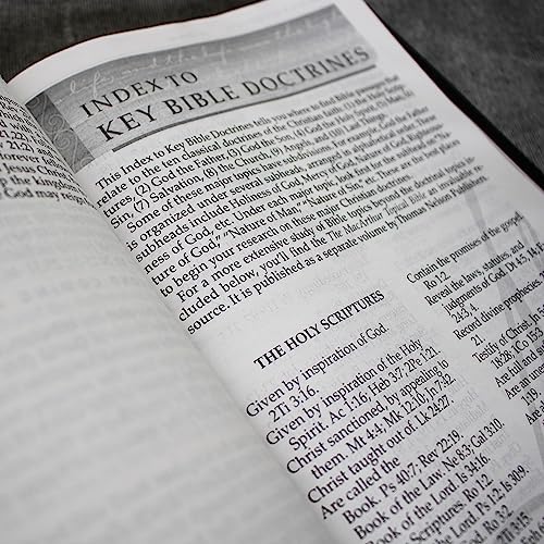 Thomas Nelson 013765 The Nasb, Macarthur Study Bible thumb #4