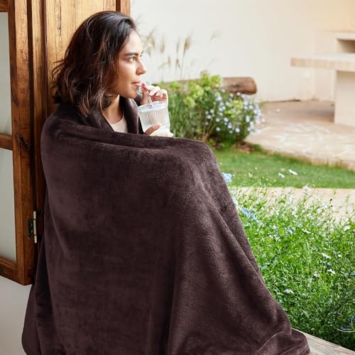 Exclusivo Mezcla Kuscheldecke Fleece Decke für Couch, Superweiche und Warme Sofadecke Wohndecke für Ganzjahreszeit, Plüsch und Leicht, 130 x 170 cm, Braun