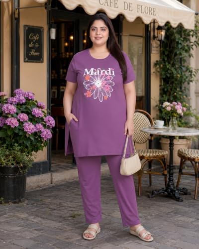 Image of In Love Women Cotton Regular Fit Plus Size Long-Line Chest Print T-Shirt with Pocket