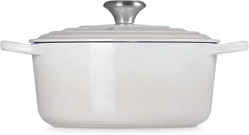 Miniatura 4 de Le Creuset Horno holandés redondo de hierro fundido esmaltado, 4.5 cuartos de galón, merengue