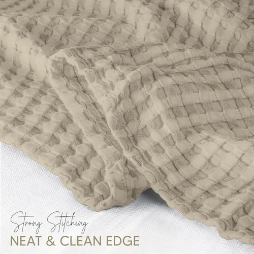Image of Utopia Bedding 100% Cotton Waffle Weave Blanket Twin Size for Couch Sofa Bed - Lightweight, Breathable Summer Blankets Soft and Cozy, Gifts for Women Home Room Decor (Khaki, 90x72 Inch)
