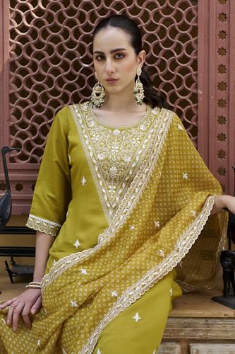 Image of VredeVogel Women's Silk Blend Embroidered Kurta with Pant & Organza Dupatta Set
