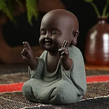 Kingzhuo Ceramic Tiny Cute Buddha Statue Monk Figurine Creative Baby Buddha Crafts Adorable Ornaments Classic Delicate Ceramic Arts and Crafts Small (7 x 10 CM) (Green)