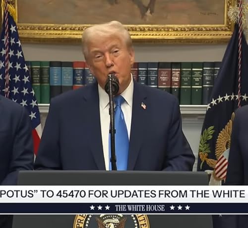『Trump Weighs In on Possible Causes for Autism』のカバーアート