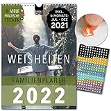 🌈 456 BUNTE STICKER – Auf der Papp-Rückseite ist innen eine Tasche angebracht. Hier kannst Du nicht nur Zettel, Notizen & Visitenkarten aufbewahren. Hier befinden sich auch 456 bunte Sticker mit diversen Motiven. Platziere die Aufkleber so, dass Du keinen Abfall-Termin, keinen Geburtstag, keine Yoga-Einheit und einfach gar nichts mehr verpasst!