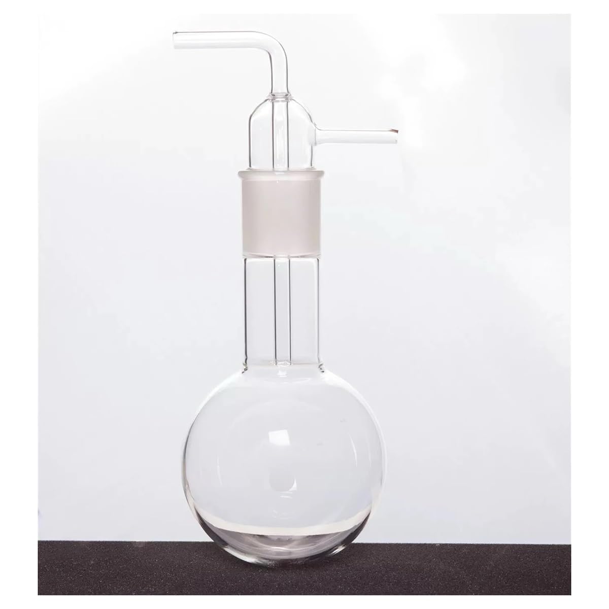Cristalería de Laboratorio V121000 Trampa de vacío for boca de molienda de 1000 ml. Altura total aproximada × anchura (mm): 340 × 130. Apto for matraces de 4300 ml.
