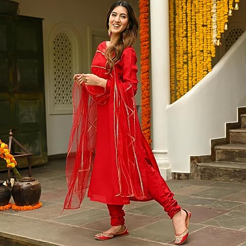 Image of GoSriKi Women's Cotton Blend Straight Solid Kurta with Pant & Dupatta