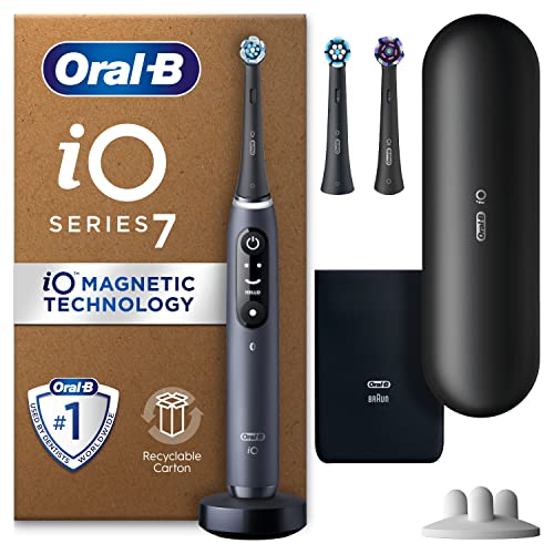 Oral-B iO7 Electric Toothbrush For Adults, App Connected Handle, 3 Toothbrush Heads, Travel Case & Toothbrush Head Holder, 5 Modes with Teeth Whitening, Black
