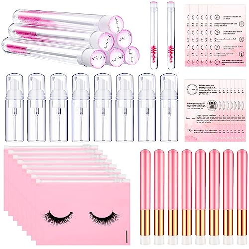 Brosses à shampooing pour cils à emporter partout avec vos tubes et sacs de soin