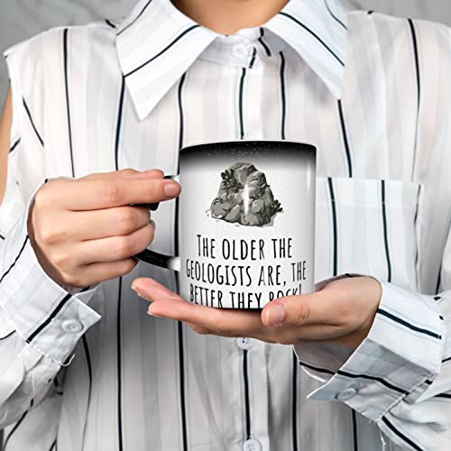 Taza de café Geologist Gift Geologist Geologist Birthday Present The Better They Rock, taza cambiante de color negro en… - Imagen 8