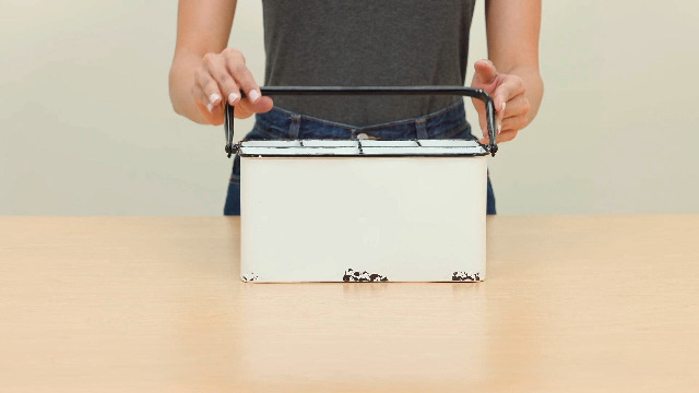 Amazon.com: Creative Co-Op Distressed White Metal Caddy with 6