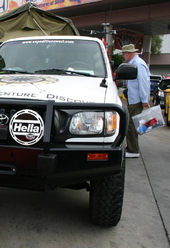 Hella H12560021 Rallye 4000 Series 12V/100W Halogen Euro Beam Lamp - Black Housing , White #TOP4