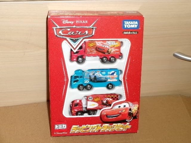 Amazon | トミカ カーズ ラッピングトラック3台セット | ミニカー 