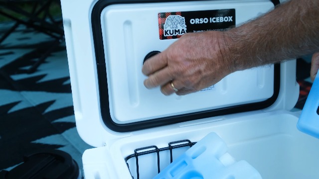 Orso Icebox, Kuma Outdoor Gear, Proudly Canadian (Grey, 45 Quart