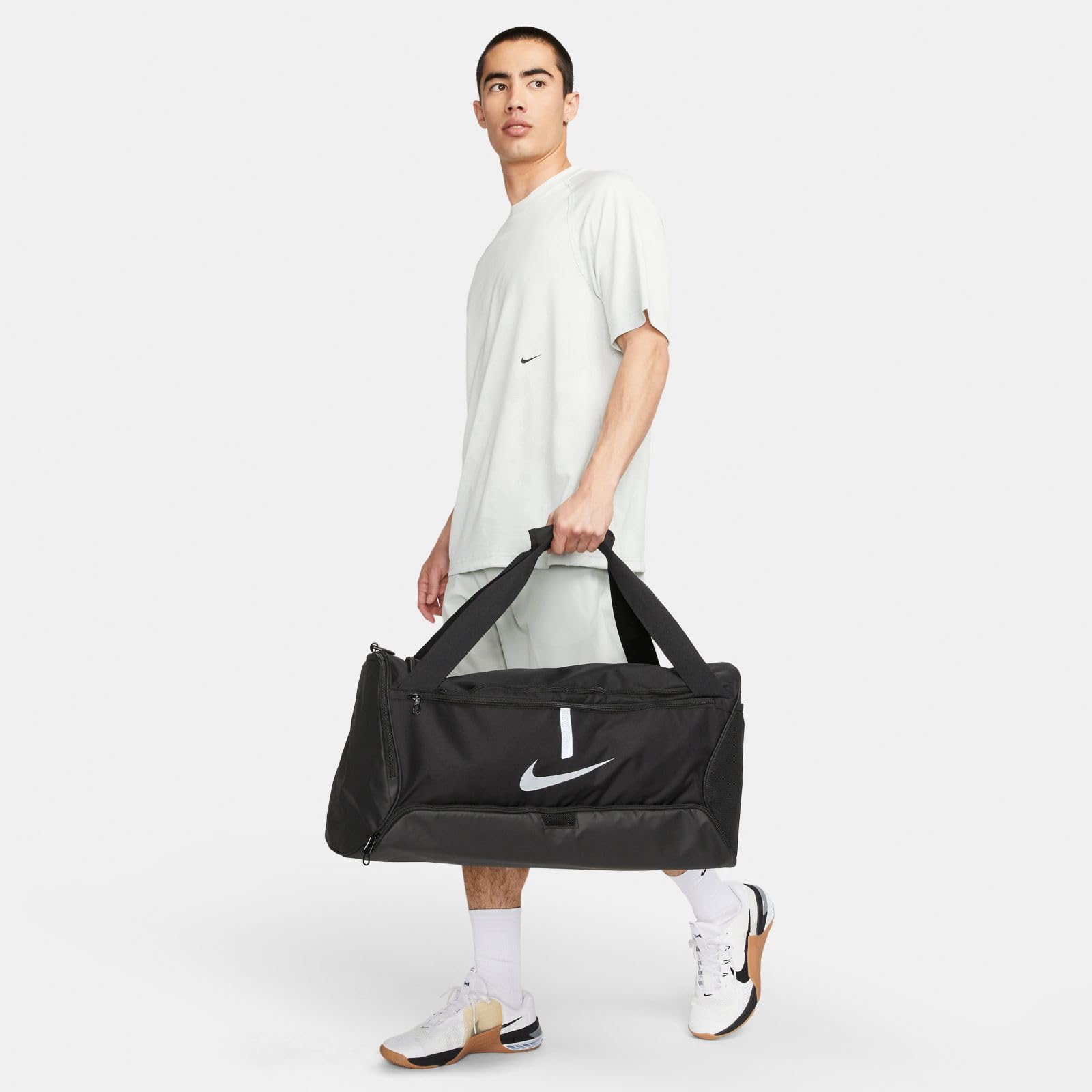 Nike Academy Team Fußball-Sporttasche 60 l Medium
