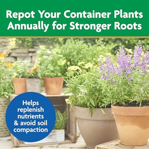 Miracle-Gro Moisture Control Potting Mix, 8 qt. (2-Pack) — view 7