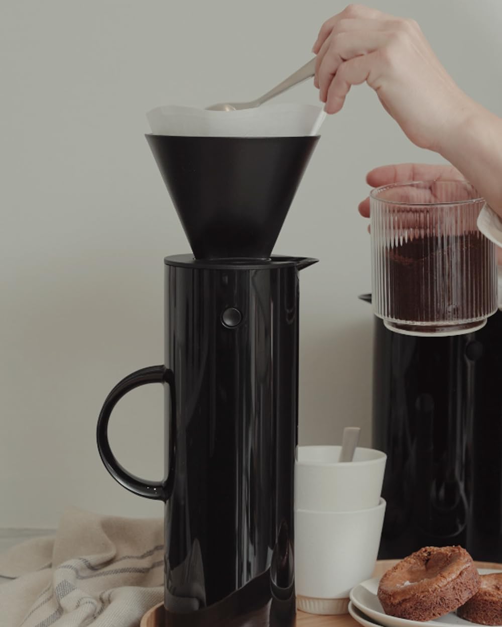 Stelton 930 EM77 Pichet Isotherme Noir 1 L
