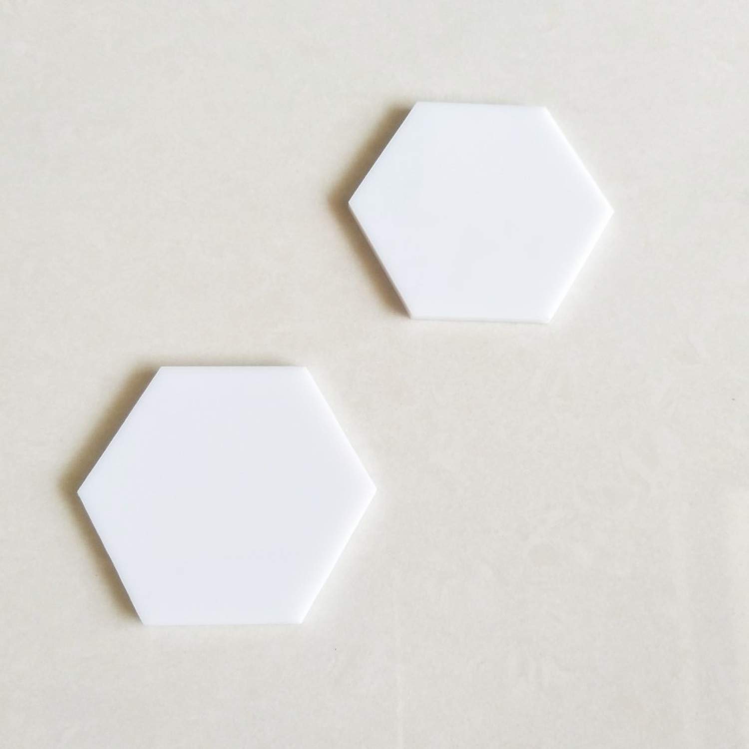 YongPan 20pcs White Gloss Acrylic Hexagon Sheet, Acrylic Coaster Hexagon Place Card Names Wedding Signs, Crafting Mosaic & Wall Tiles (White, 3")
